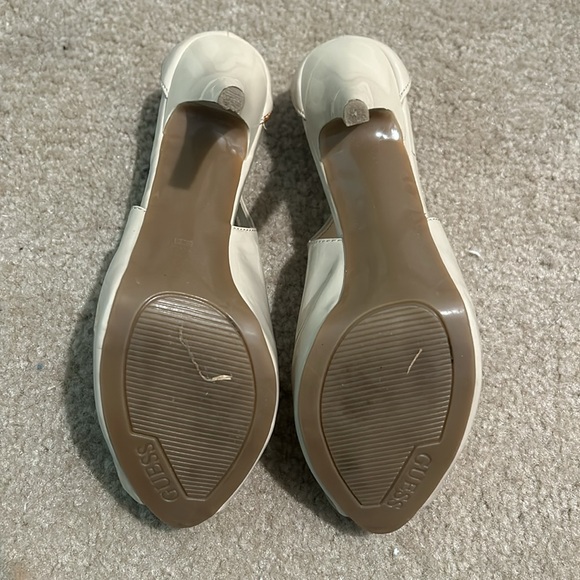 GUESS Nude Peep Toe Heel - Picture 4 of 5